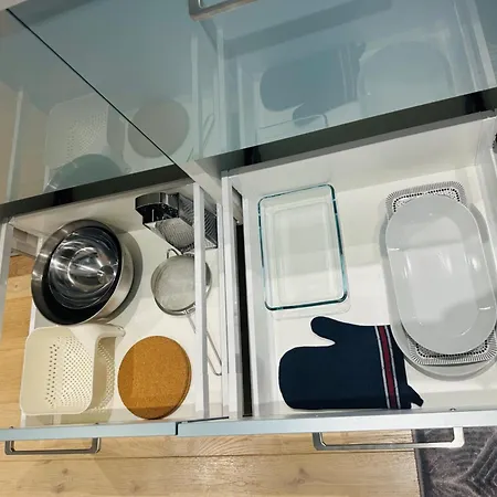Modern Flat In דירה