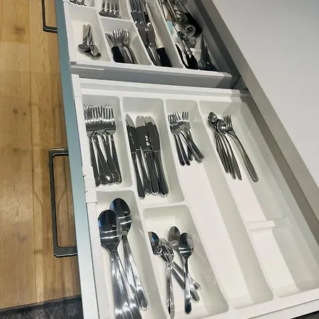 Modern Flat In דירה *